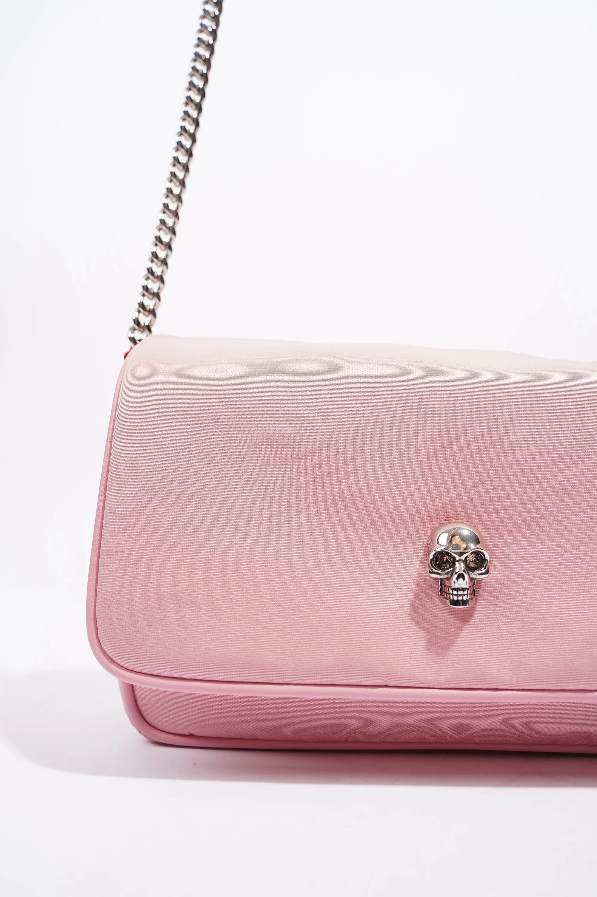 Alexander McQueen Womens Skull Bag Pink / Silver