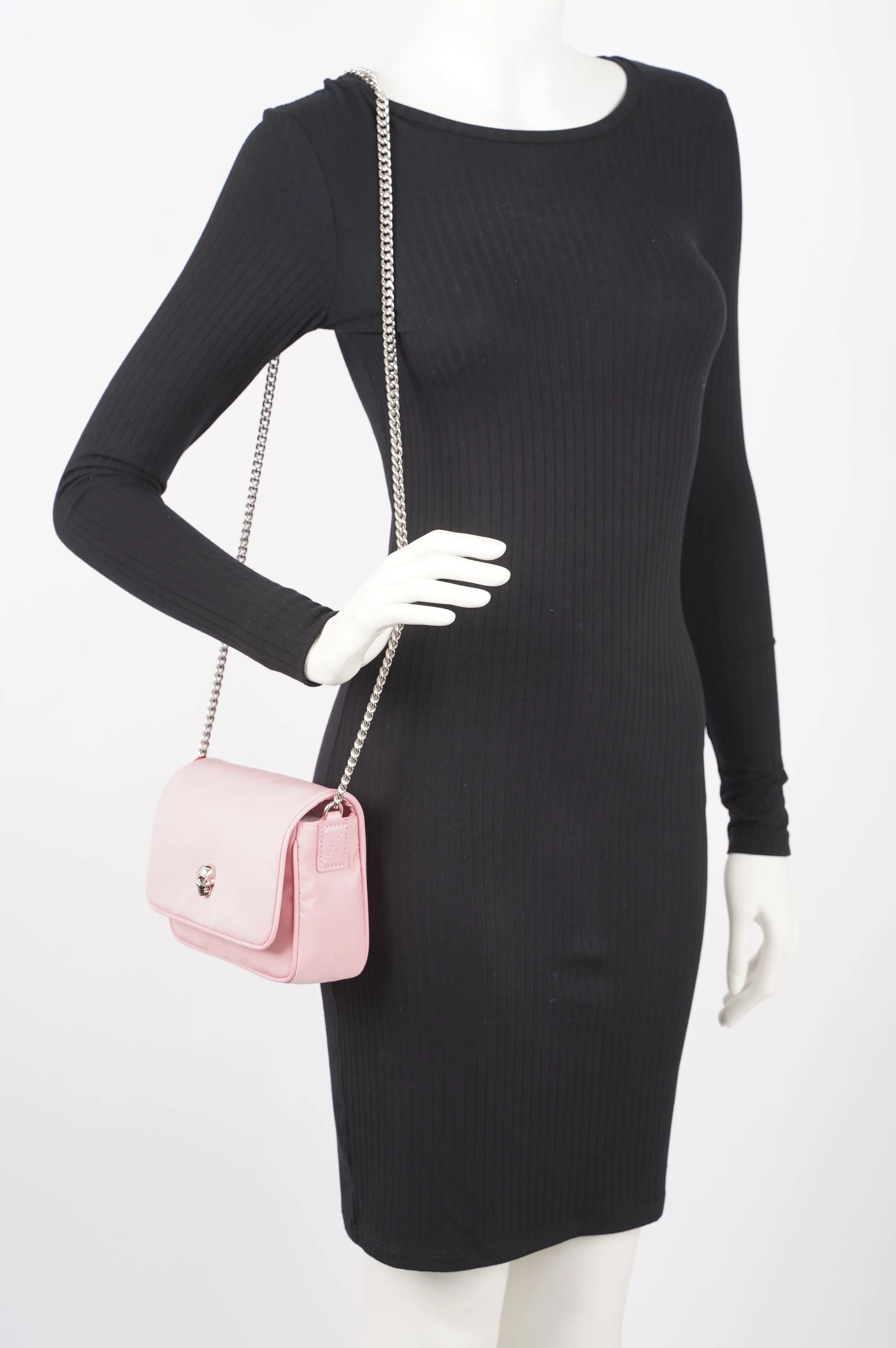 Alexander McQueen Womens Skull Bag Pink / Silver