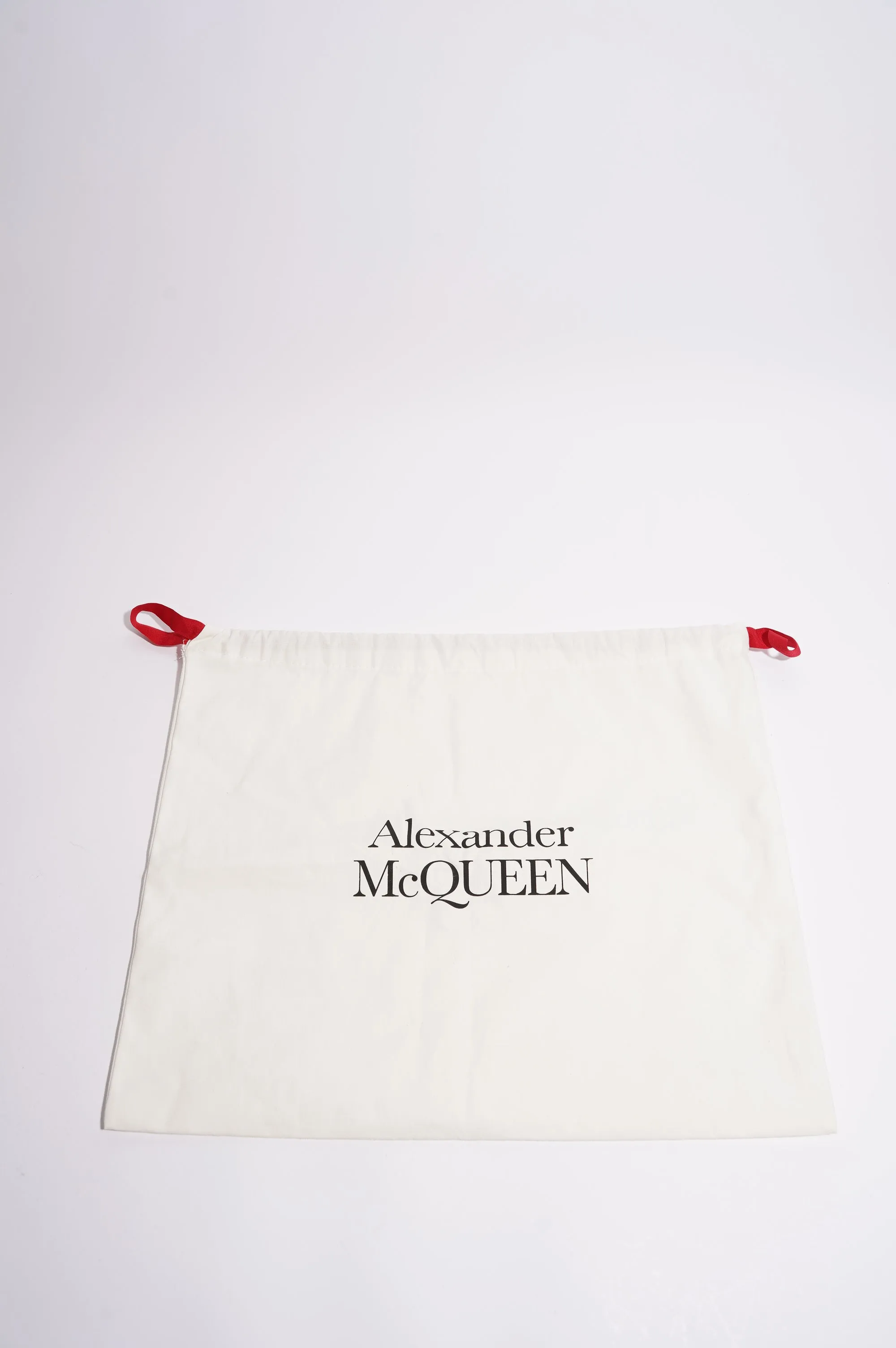 Alexander McQueen Womens Skull Bag Pink / Silver